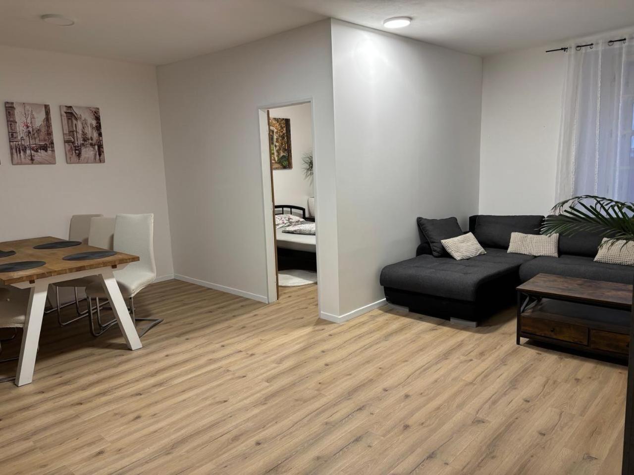 Apartment Am Schlosspark 2 Cheb Ngoại thất bức ảnh