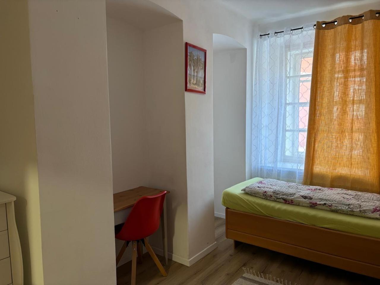 Apartment Am Schlosspark 2 Cheb Ngoại thất bức ảnh
